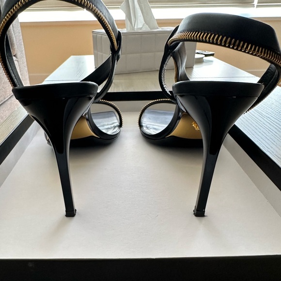 Authentic Versace heals - Picture 2 of 11